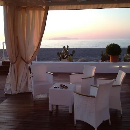 Charmante Mit Grosser Terrasse Apartment Pezzi di Gala