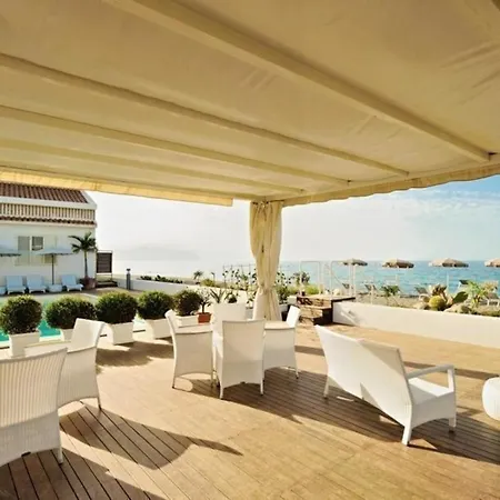 Charmante Mit Grosser Terrasse Apartment *