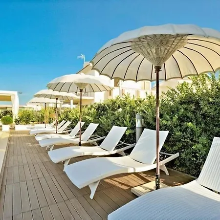 Apartment Charmante Mit Grosser Terrasse