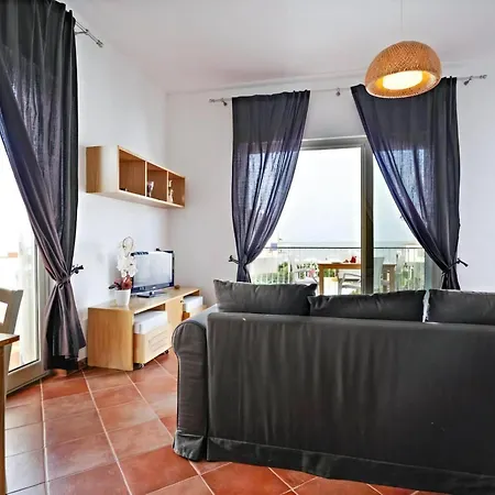 Charmante Mit Grosser Terrasse Apartment Pezzi di Gala