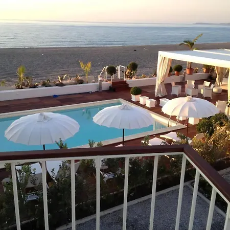 Charmante Mit Grosser Terrasse * Pezzi di Gala